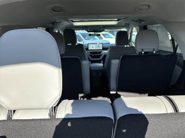 new 2025 Ford Explorer car, priced at $46,900