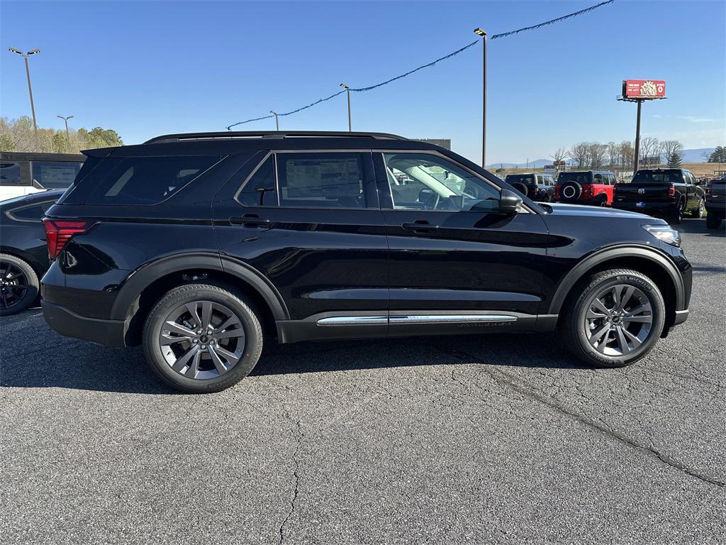 new 2025 Ford Explorer car, priced at $43,900