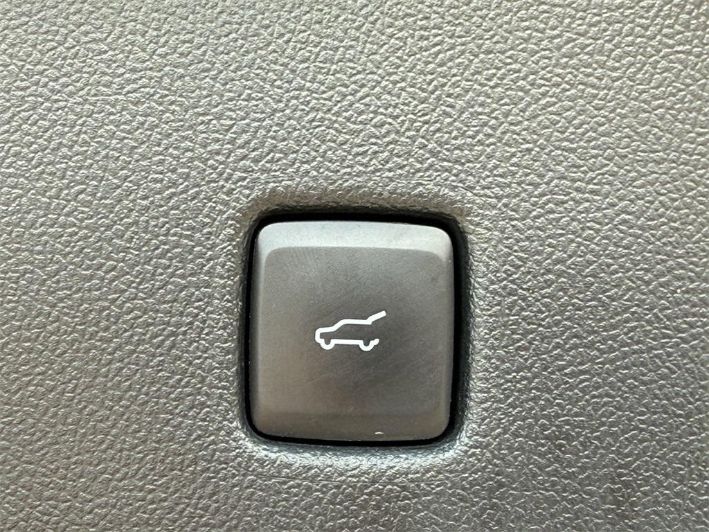 used 2023 Ford Escape car, priced at $25,350
