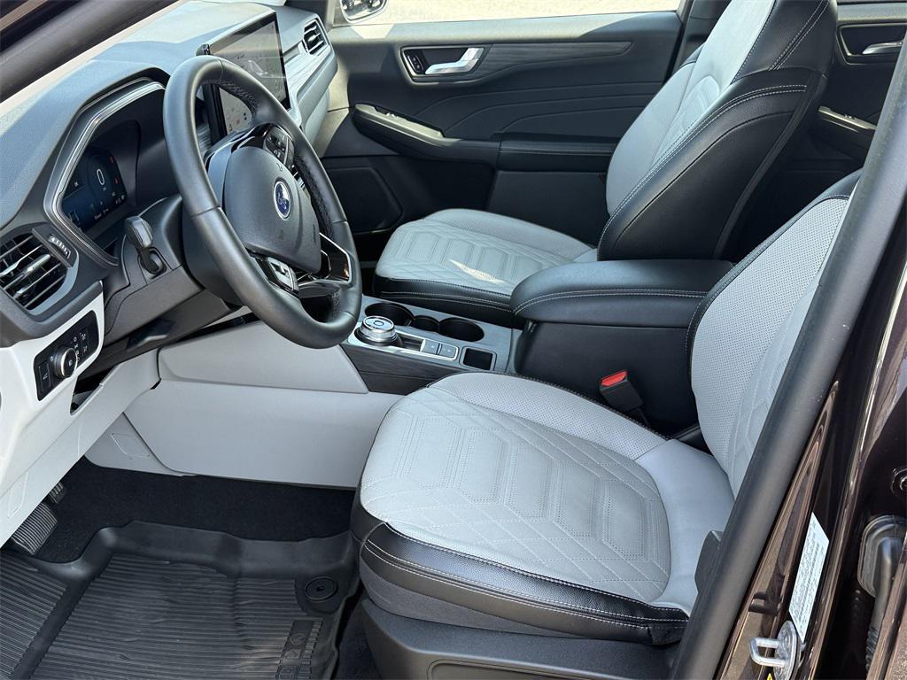 used 2023 Ford Escape car, priced at $25,350