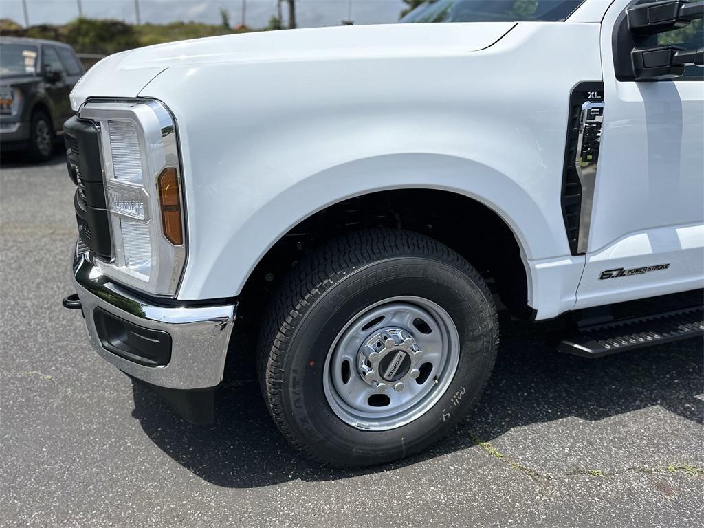new 2025 Ford F-250 car, priced at $54,440