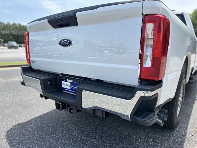 new 2025 Ford F-250 car, priced at $55,440