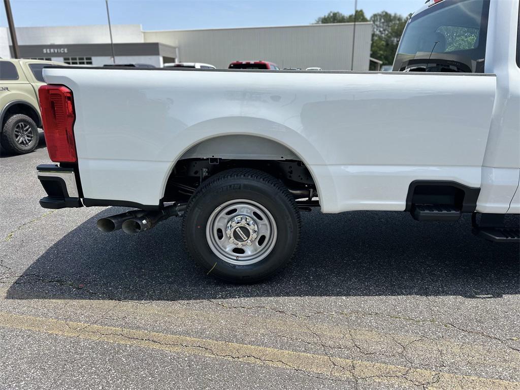 new 2025 Ford F-250 car, priced at $54,440