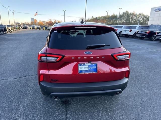 new 2025 Ford Escape car, priced at $32,700