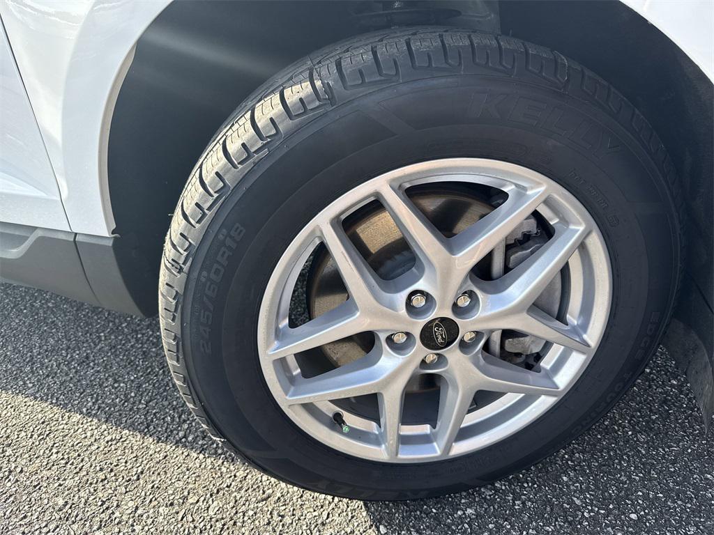 used 2024 Ford Edge car, priced at $23,628