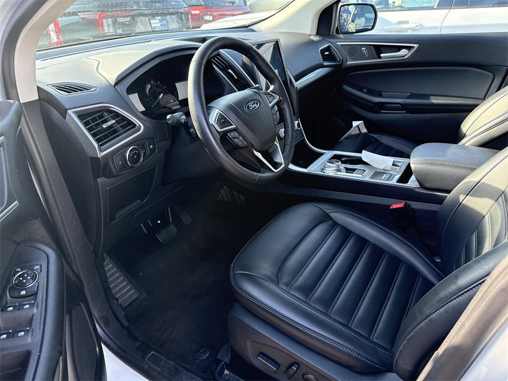 used 2024 Ford Edge car, priced at $25,998