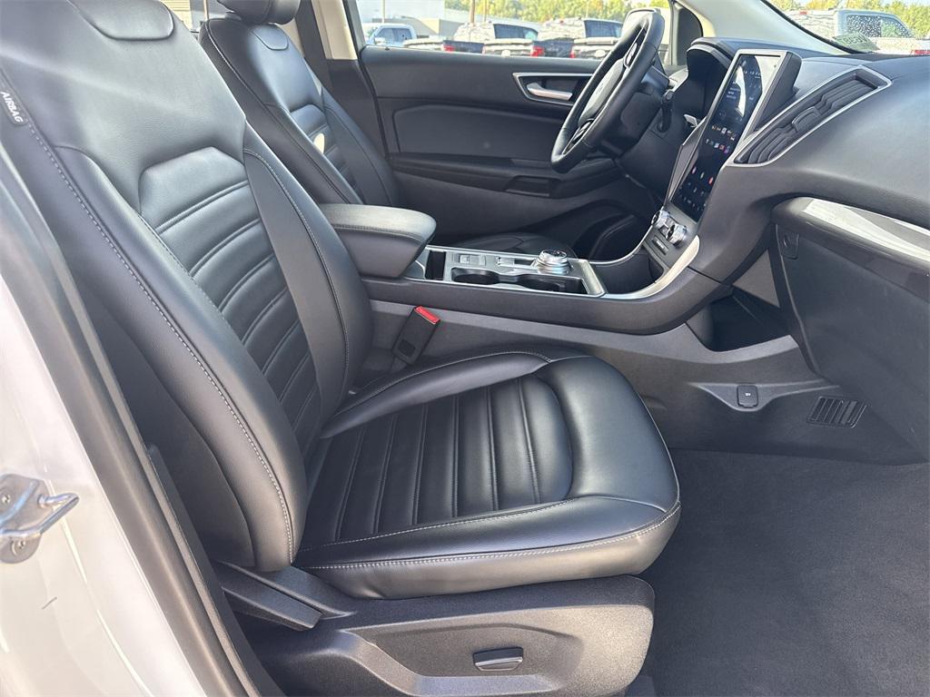 used 2024 Ford Edge car, priced at $23,628