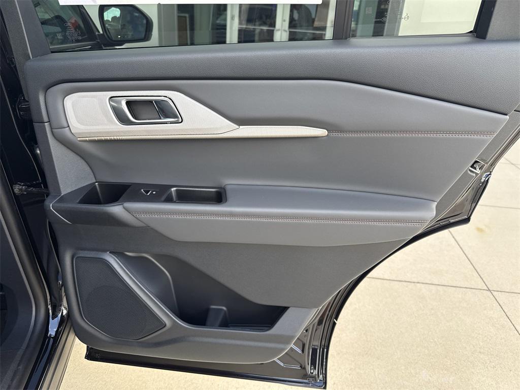 new 2025 Ford Explorer car, priced at $47,355