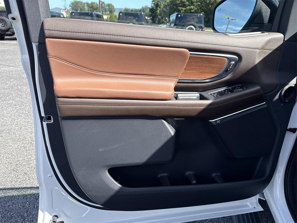 new 2025 Ford Expedition Max car, priced at $89,925