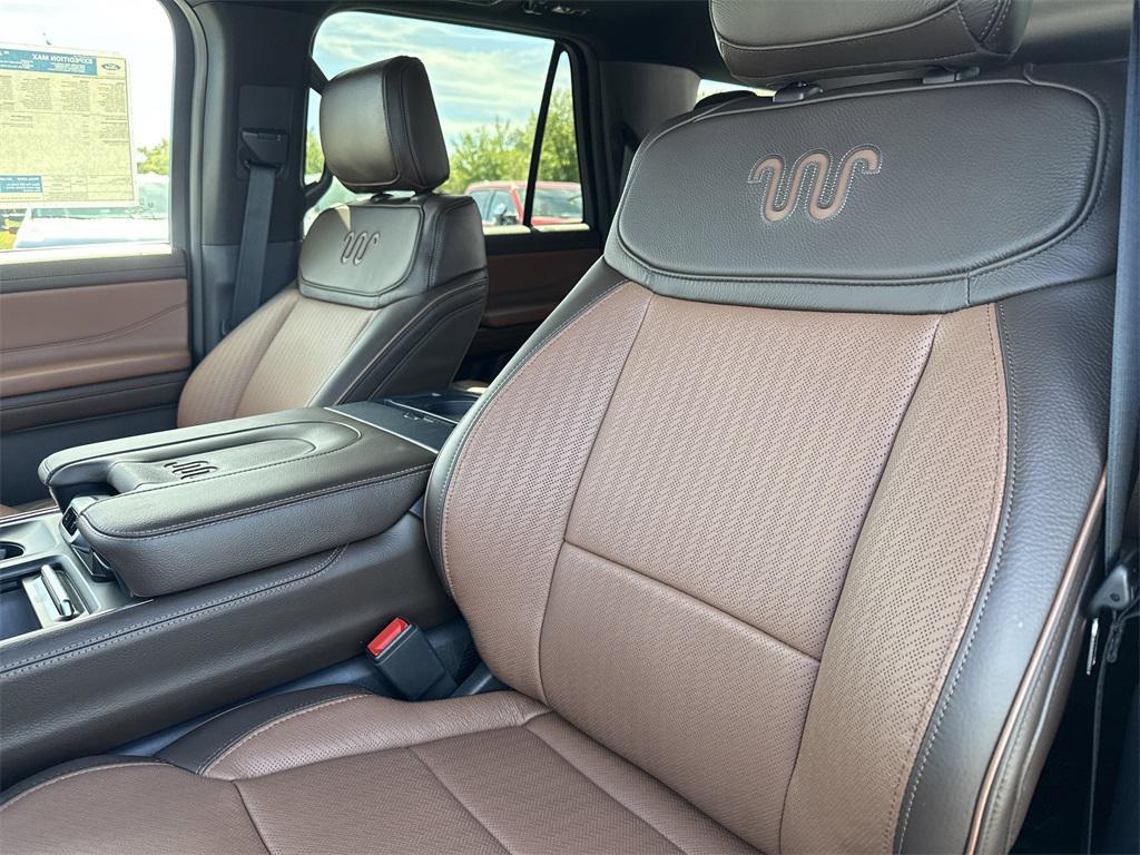 new 2025 Ford Expedition Max car, priced at $89,925