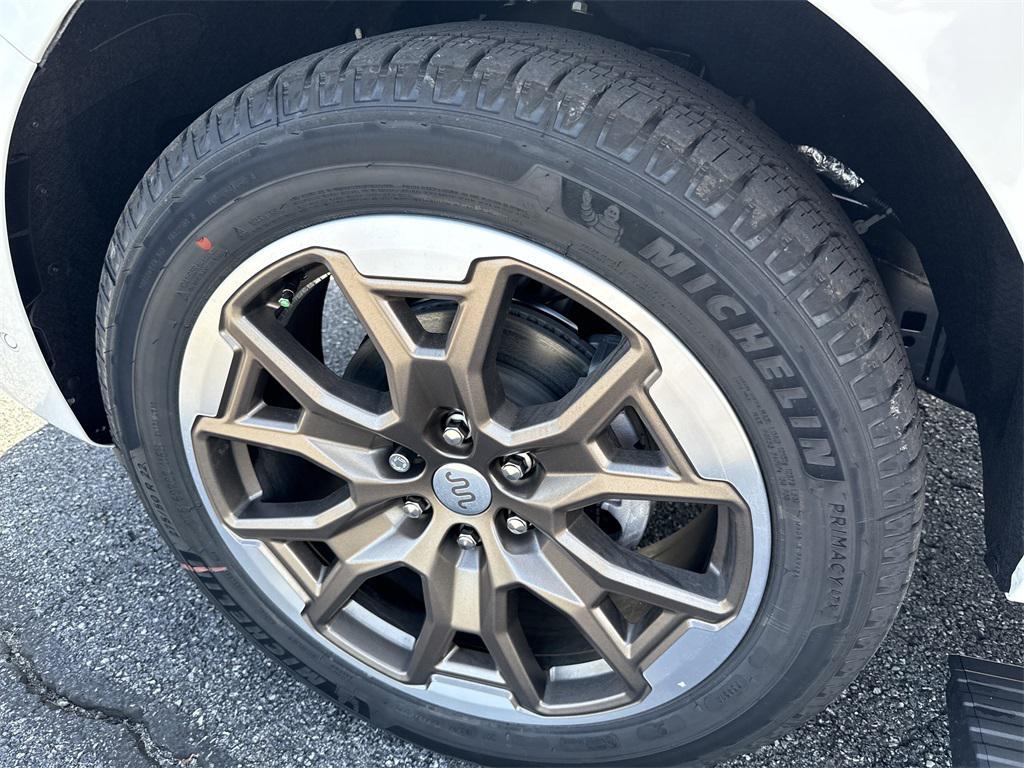 new 2025 Ford Expedition Max car, priced at $89,925