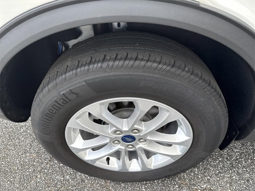 used 2022 Ford Escape car, priced at $22,350