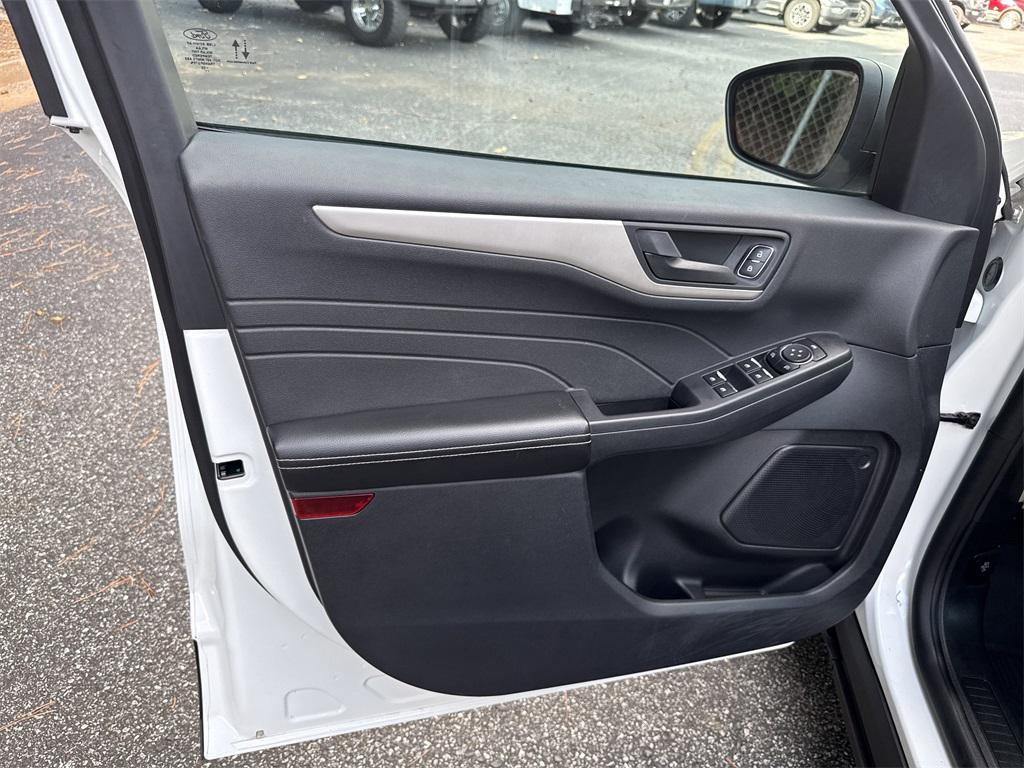 used 2022 Ford Escape car, priced at $22,350