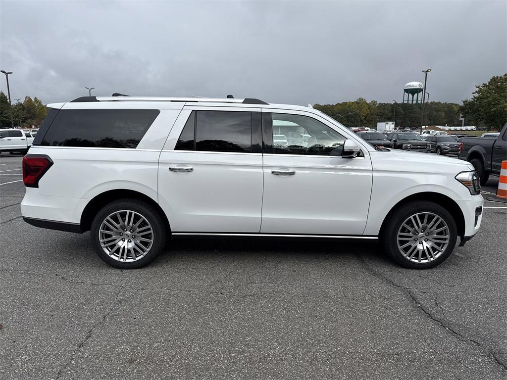 used 2024 Ford Expedition car, priced at $54,450