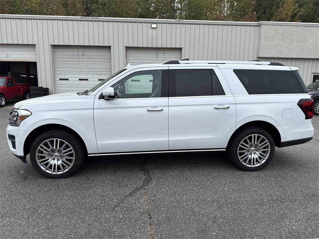 used 2024 Ford Expedition car, priced at $54,450