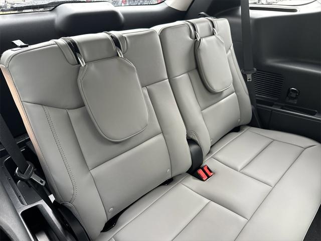 new 2025 Ford Explorer car, priced at $46,900