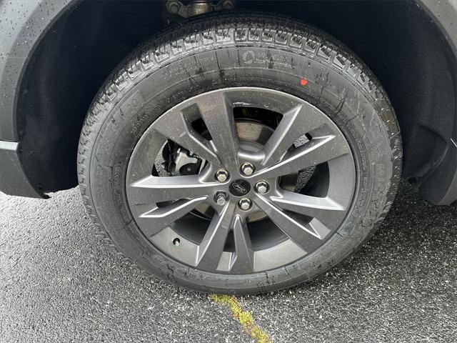 new 2025 Ford Explorer car, priced at $46,900