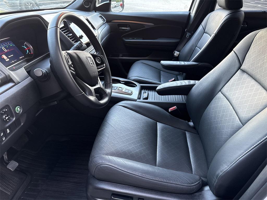 used 2021 Honda Passport car, priced at $22,998