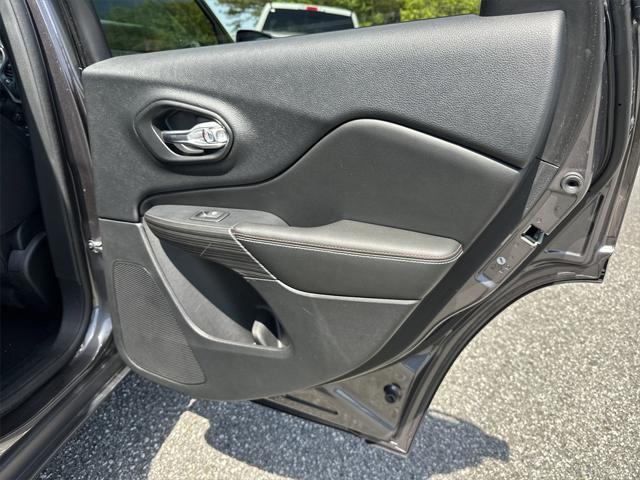 used 2016 Jeep Cherokee car, priced at $16,700