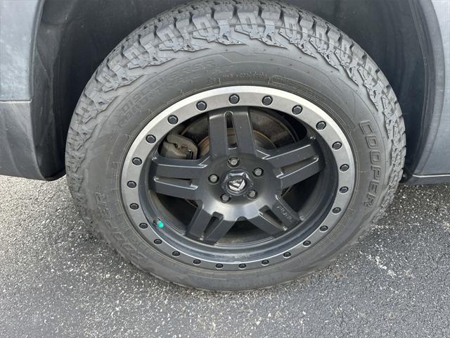 used 2016 Jeep Cherokee car, priced at $12,750