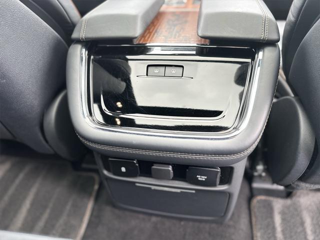 used 2022 Lincoln Navigator car, priced at $53,650