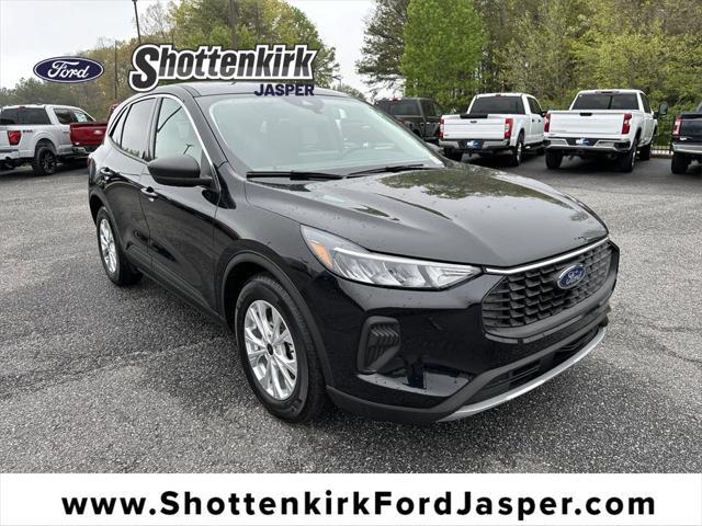 used 2023 Ford Escape car, priced at $24,400