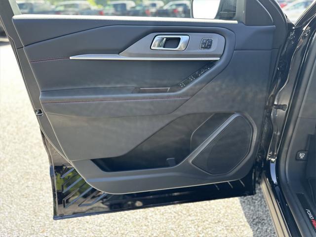 new 2025 Ford Explorer car, priced at $54,355