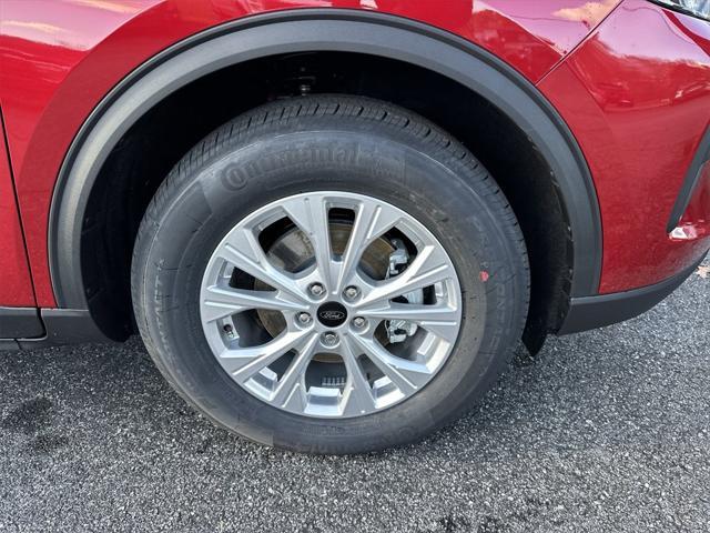 new 2025 Ford Escape car, priced at $30,070