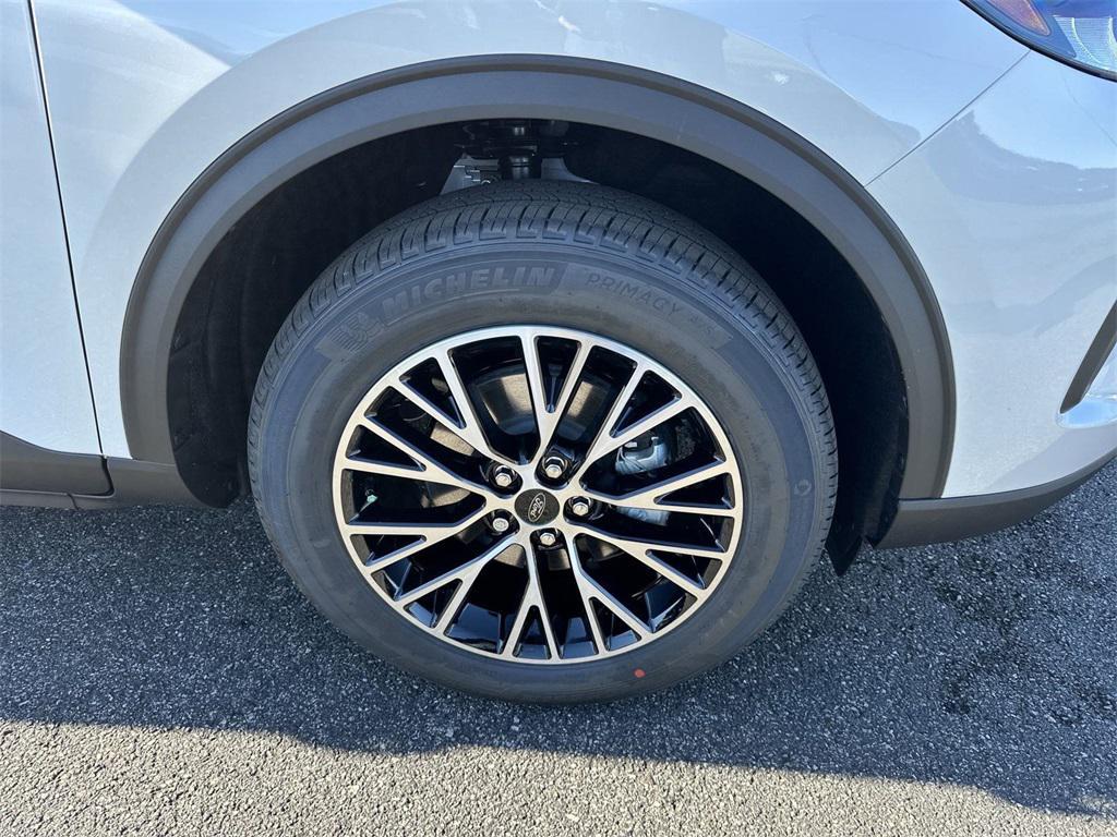 new 2025 Ford Escape PHEV car, priced at $34,390