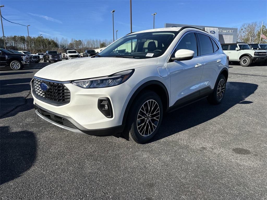 new 2025 Ford Escape PHEV car, priced at $34,390