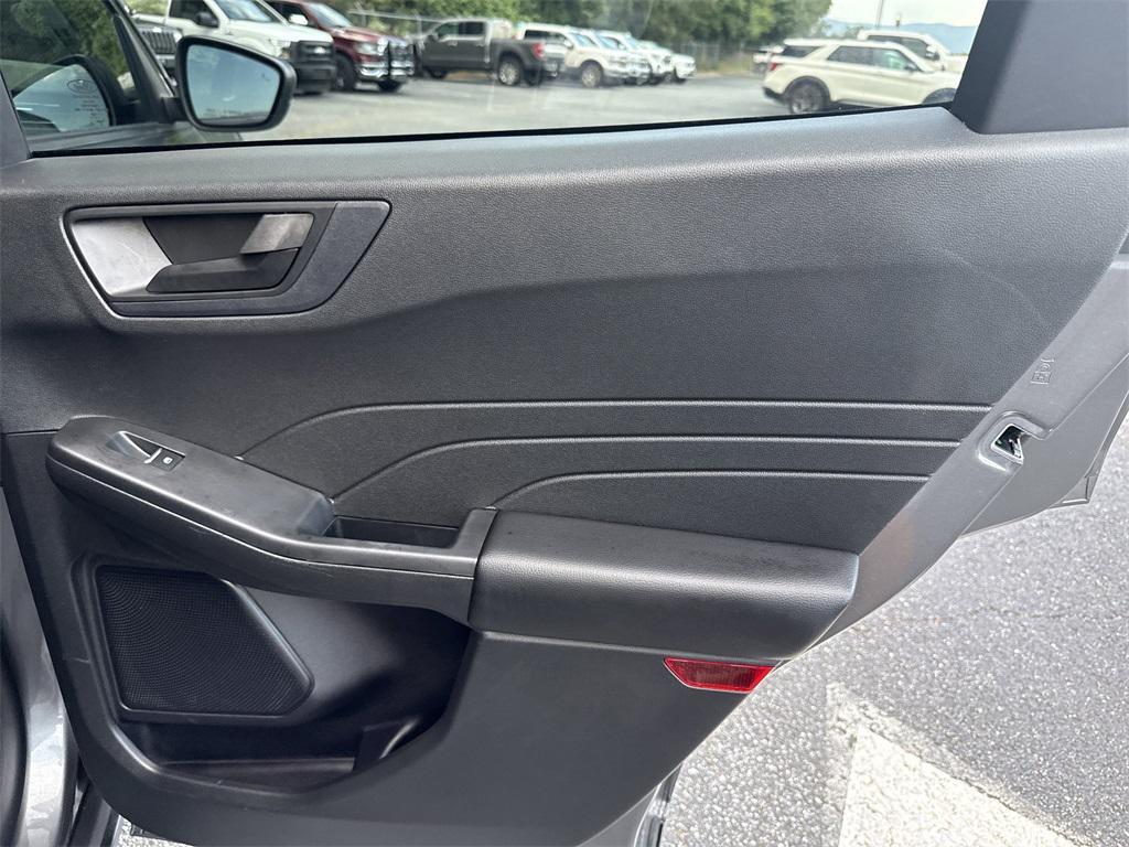 used 2023 Ford Escape car, priced at $22,750