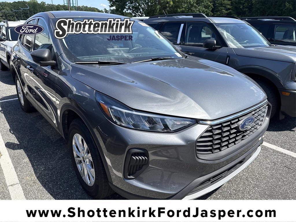 used 2023 Ford Escape car, priced at $22,350