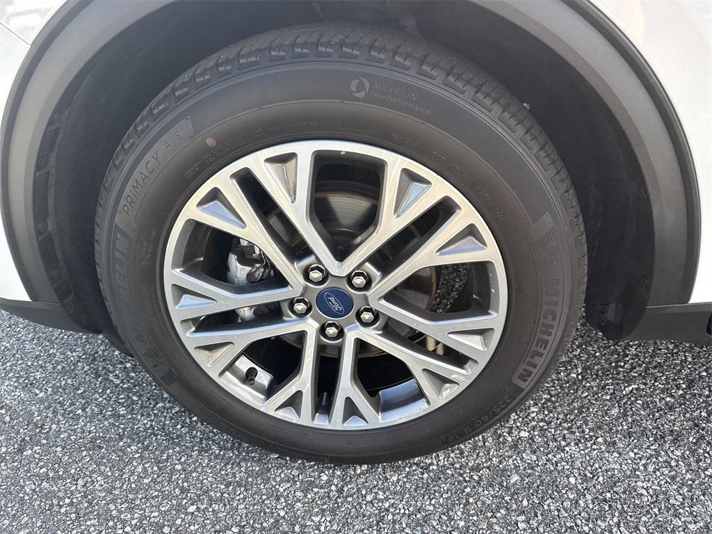 used 2022 Ford Escape car, priced at $20,750