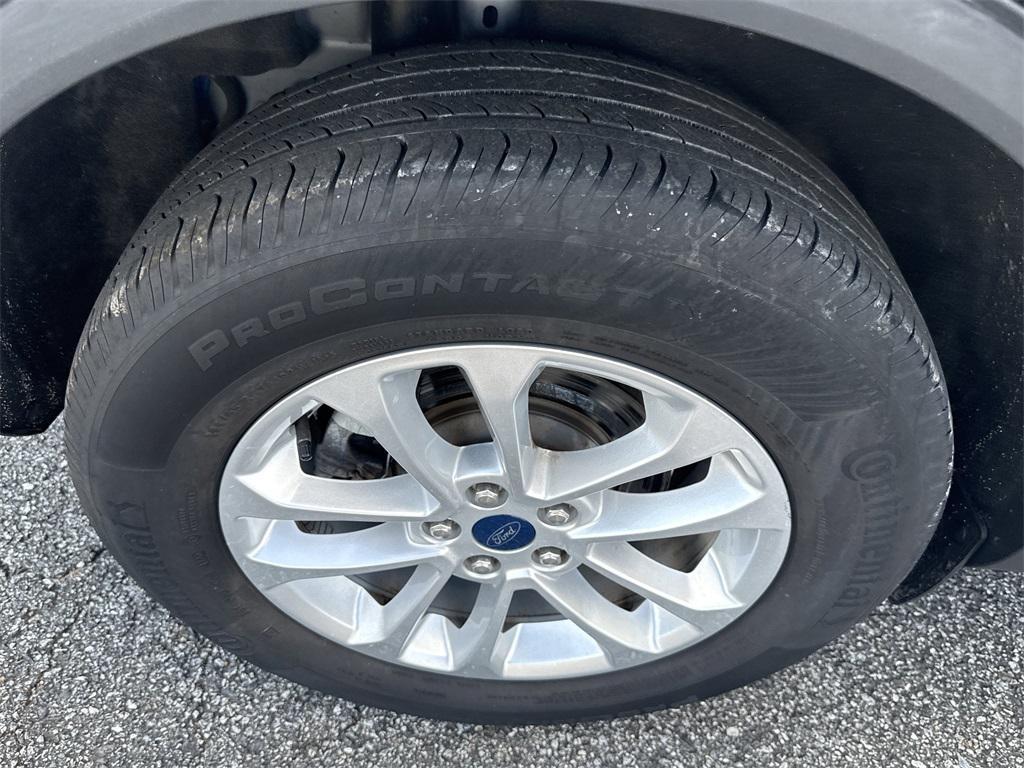 used 2022 Ford Escape car, priced at $21,370