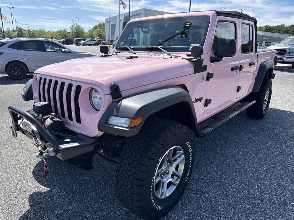 used 2020 Jeep Gladiator car, priced at $27,998