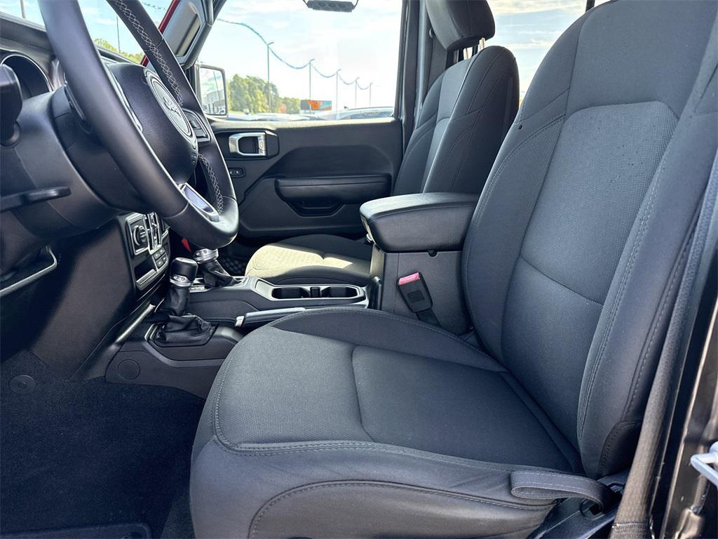 used 2020 Jeep Gladiator car, priced at $27,998
