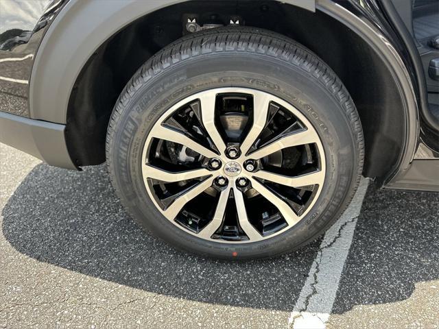 new 2025 Ford Explorer car, priced at $43,190