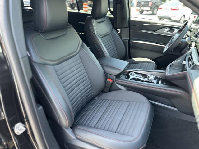 new 2025 Ford Explorer car, priced at $43,190