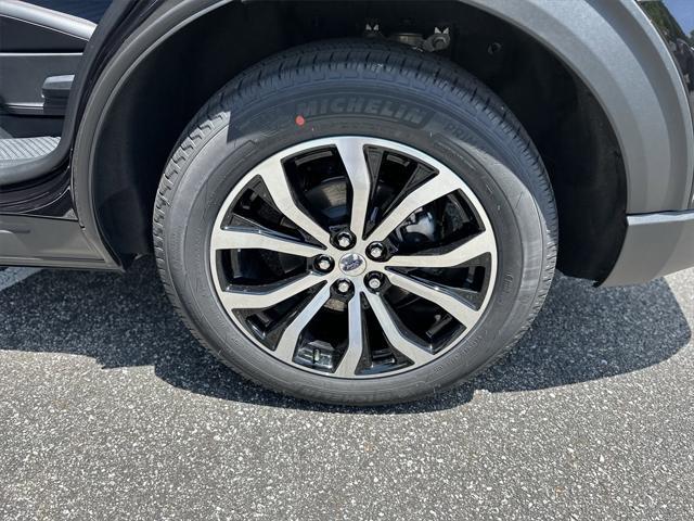 new 2025 Ford Explorer car, priced at $43,190