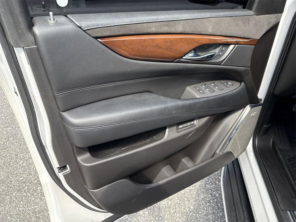 used 2017 Cadillac Escalade car, priced at $26,750