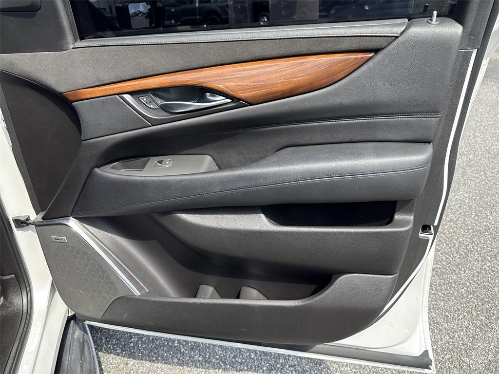 used 2017 Cadillac Escalade car, priced at $26,750