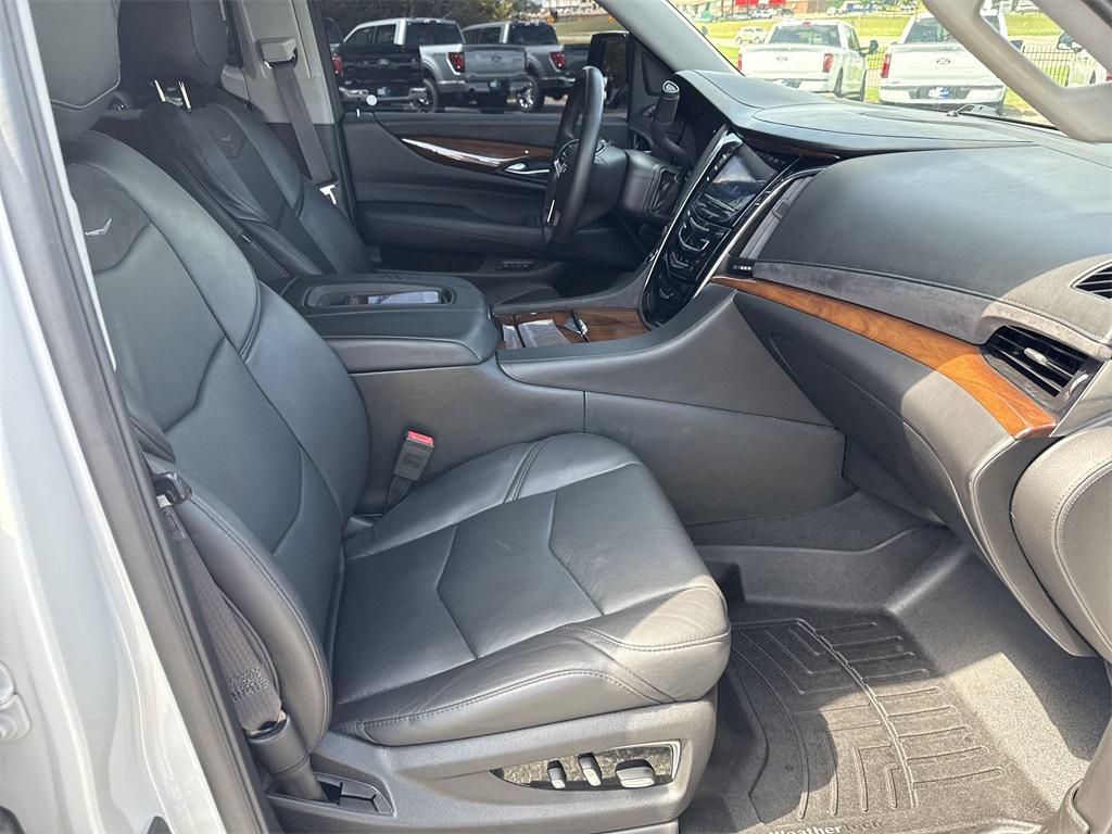 used 2017 Cadillac Escalade car, priced at $26,750