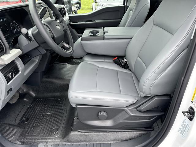 new 2025 Ford F-250 car, priced at $57,795