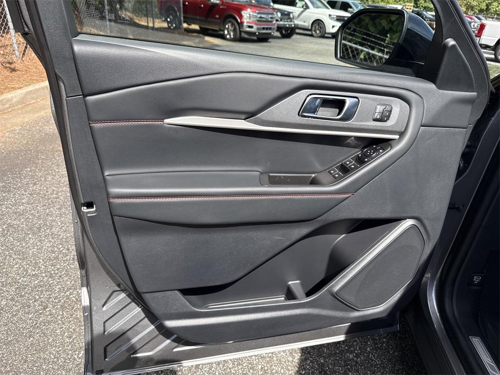 new 2025 Ford Explorer car, priced at $46,380