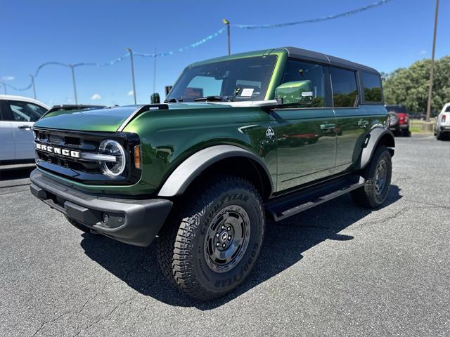 new 2025 Ford Bronco car, priced at $61,415