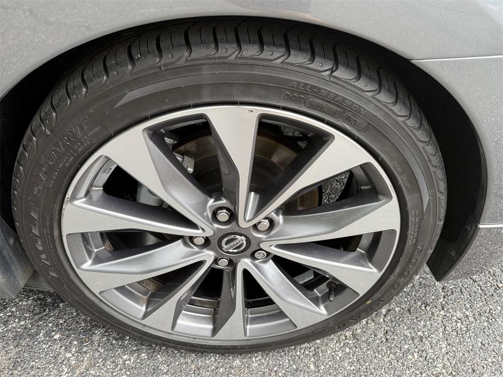 used 2021 Nissan Maxima car, priced at $28,789