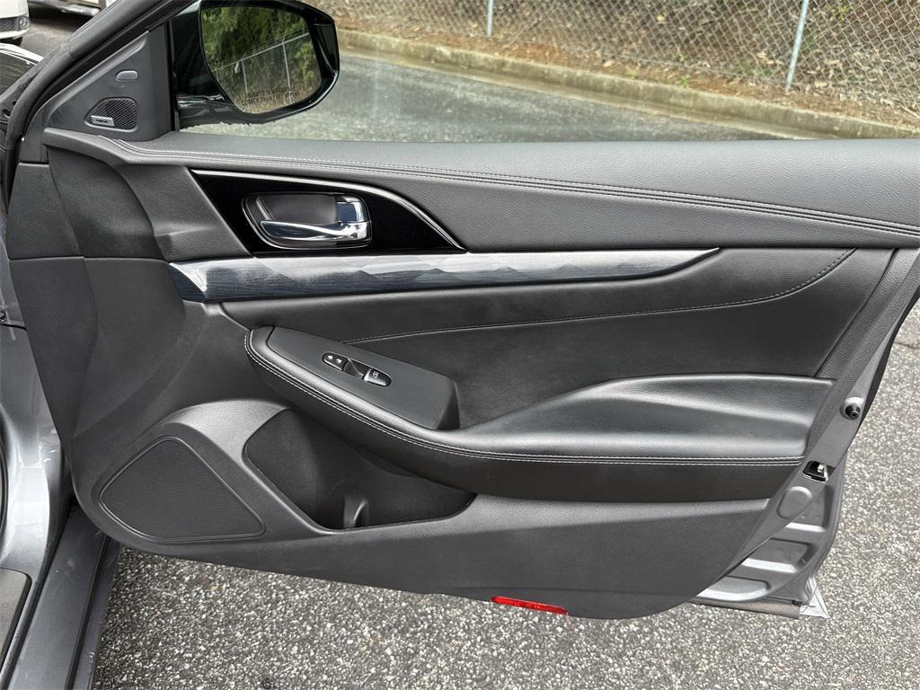 used 2021 Nissan Maxima car, priced at $28,789