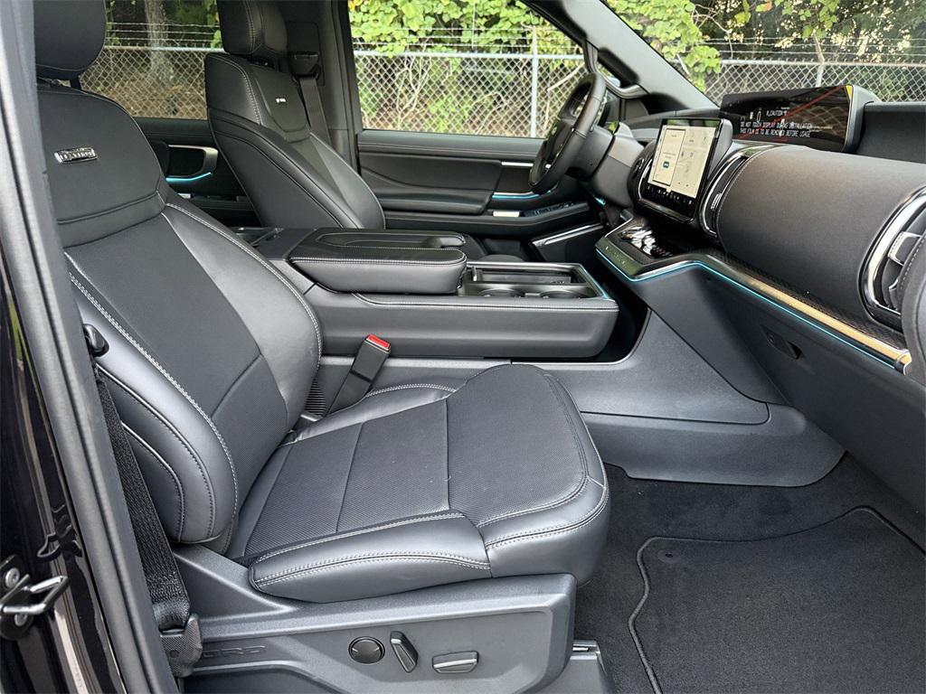 new 2025 Ford Expedition Max car, priced at $80,730