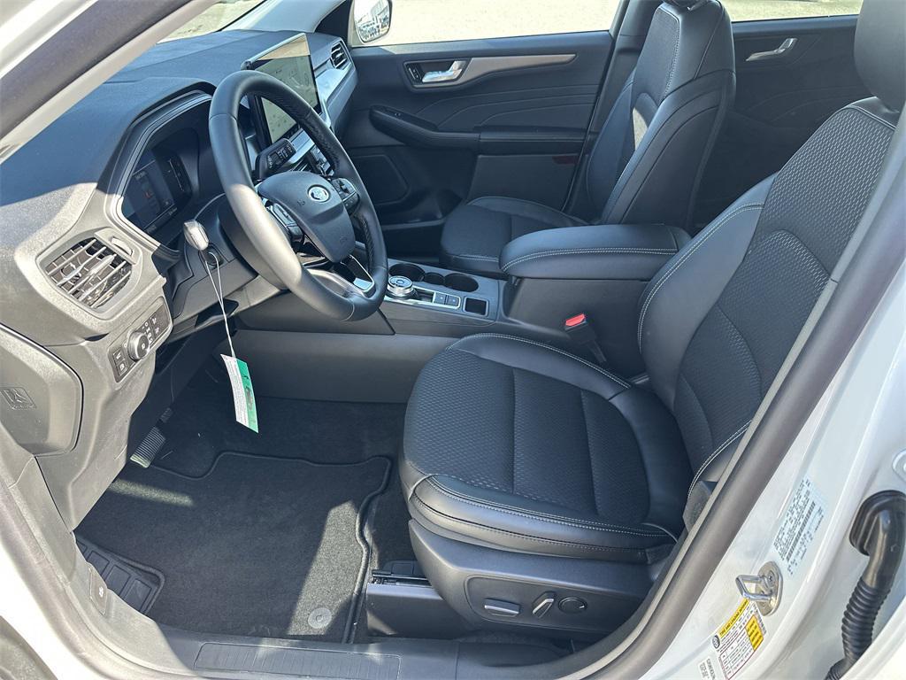 new 2025 Ford Escape PHEV car, priced at $33,390