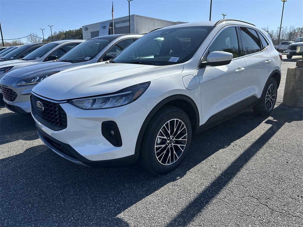 new 2025 Ford Escape PHEV car, priced at $33,390